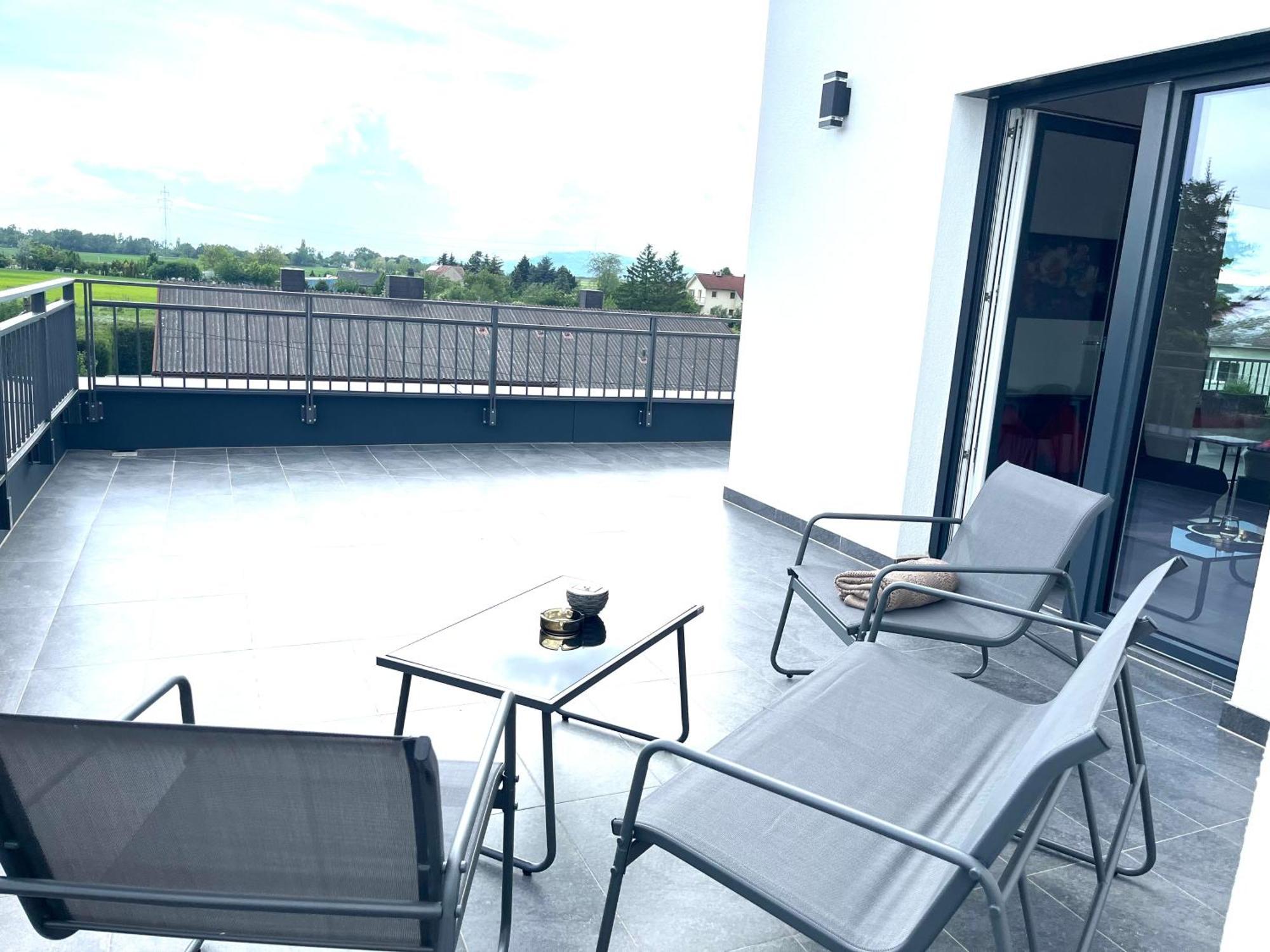 Weisses Haus Apartment Gerasdorf bei Wien Exterior foto